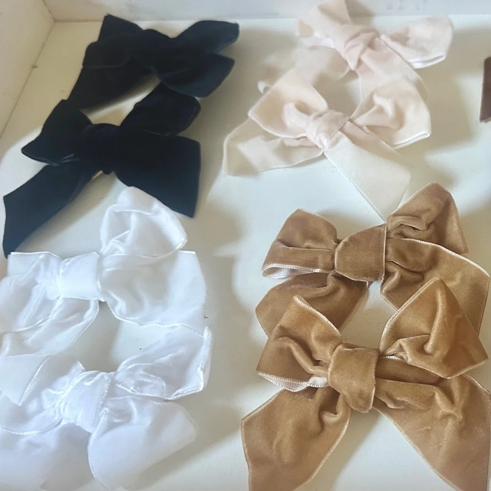A Pair of Velvet hair Bow with clip